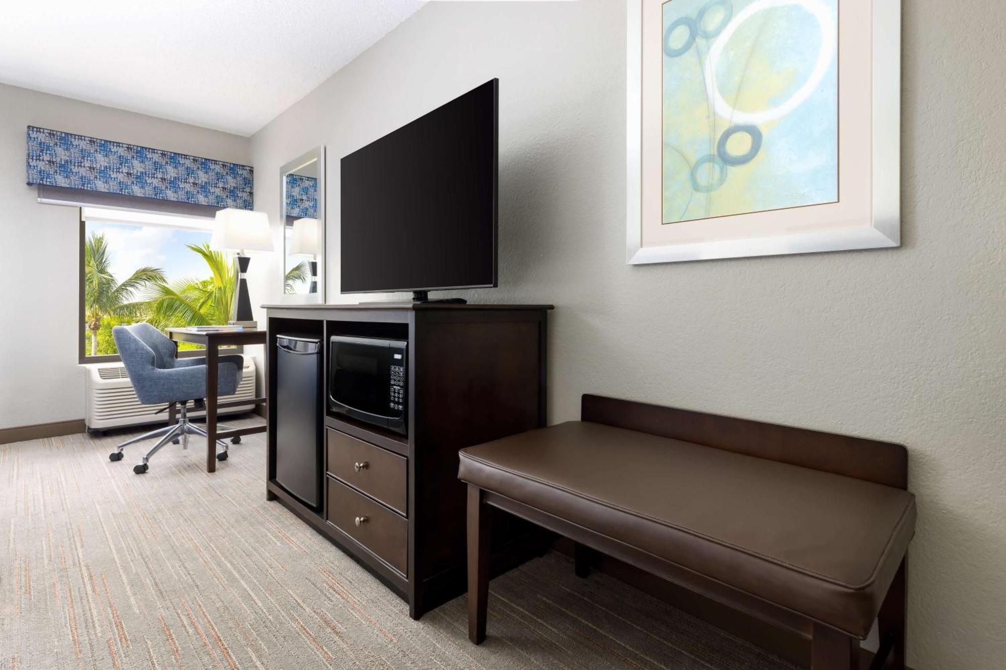 Hampton Inn Naples-Central Dış mekan fotoğraf