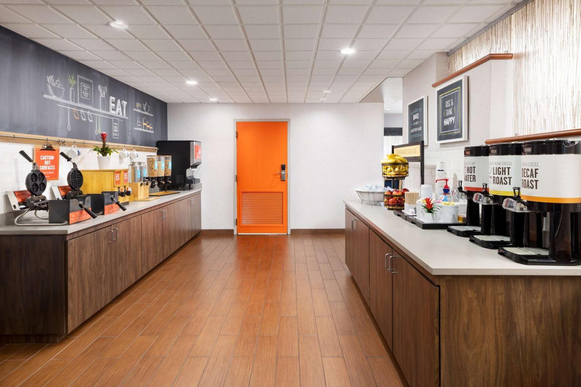 Hampton Inn Naples-Central Dış mekan fotoğraf