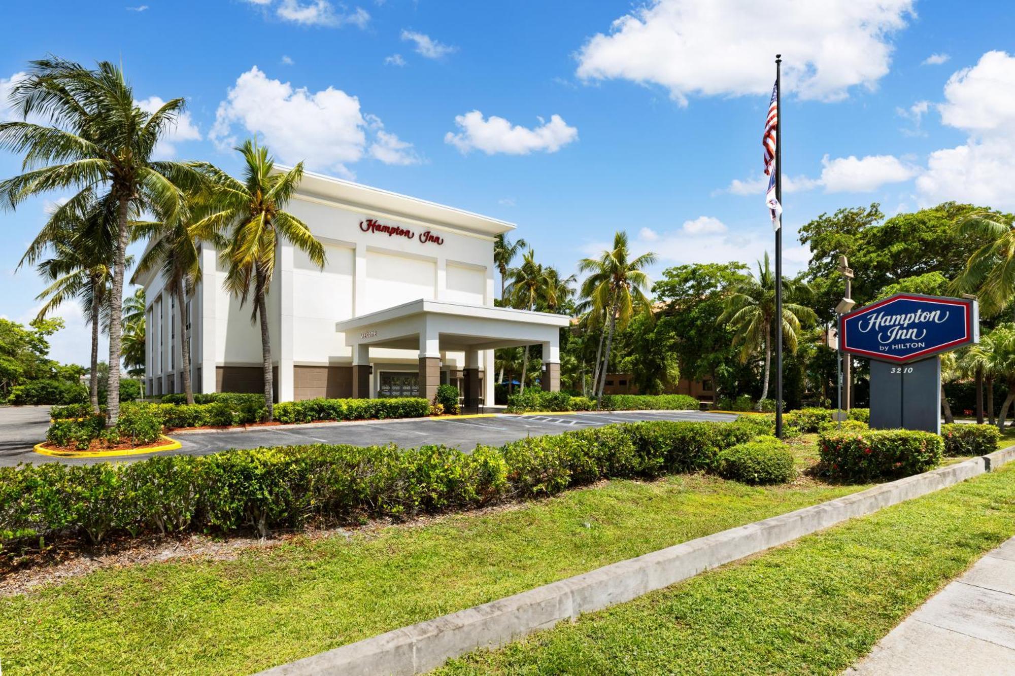 Hampton Inn Naples-Central Dış mekan fotoğraf