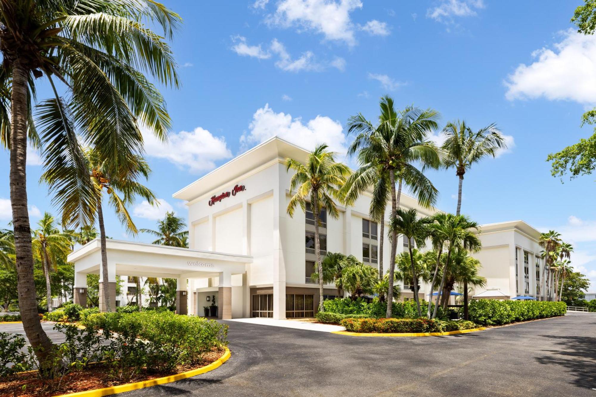 Hampton Inn Naples-Central Dış mekan fotoğraf