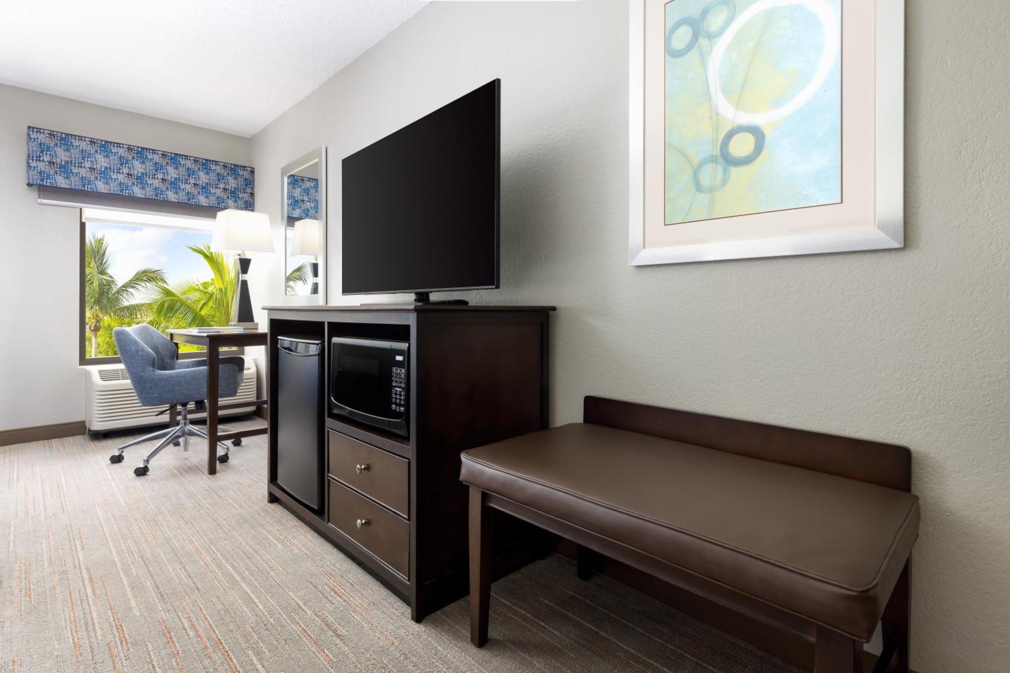 Hampton Inn Naples-Central Dış mekan fotoğraf