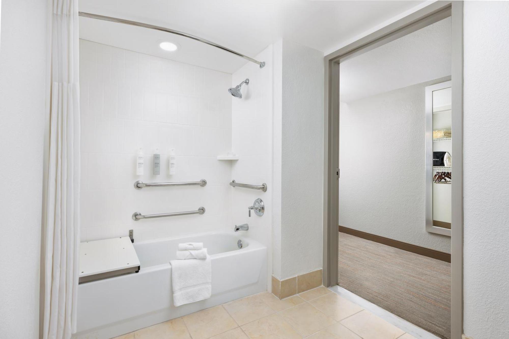 Hampton Inn Naples-Central Dış mekan fotoğraf